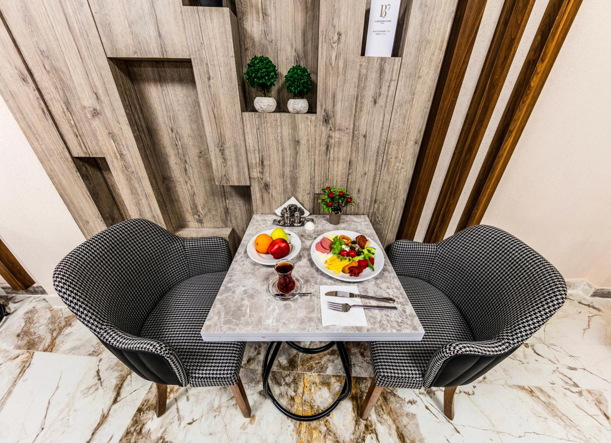 The Business Class Hotel Istanbul Bagian luar foto